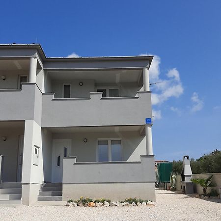 Apartman Jadranka Vir Exterior photo