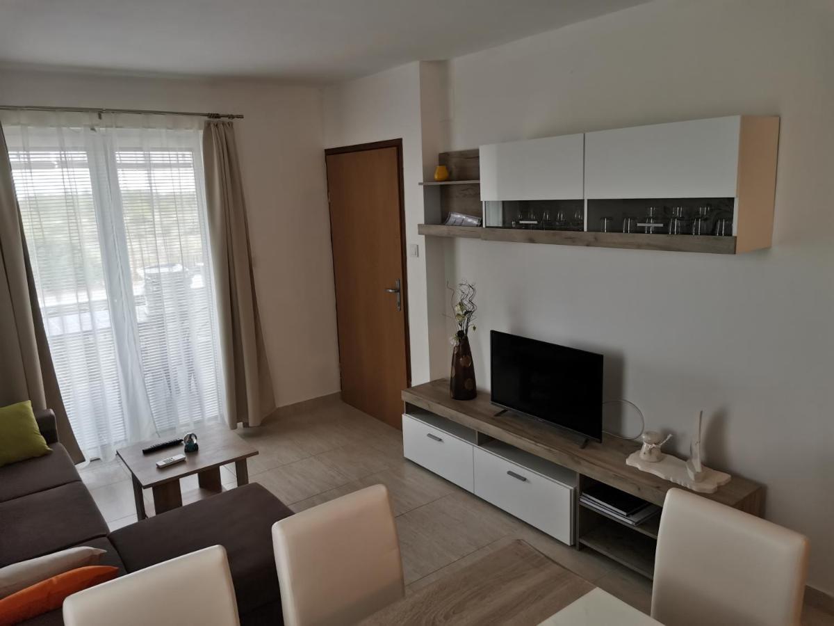 Apartman Jadranka Vir Exterior photo