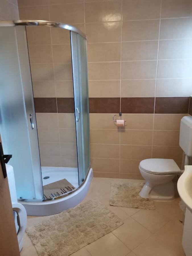 Apartman Jadranka Vir Exterior photo